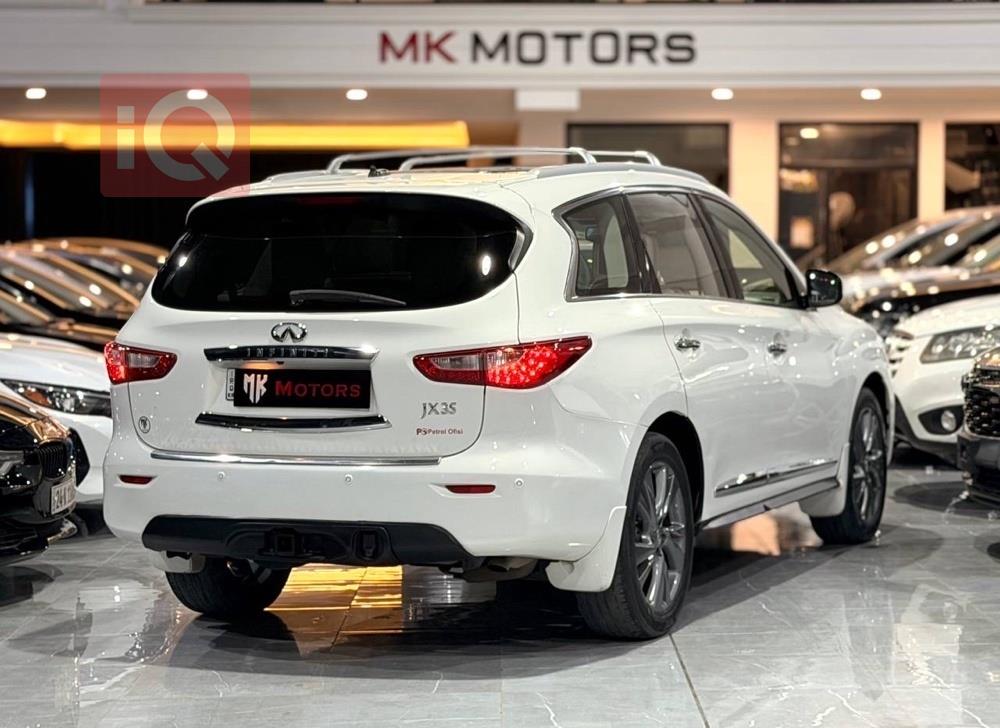 إنفينيتي JX